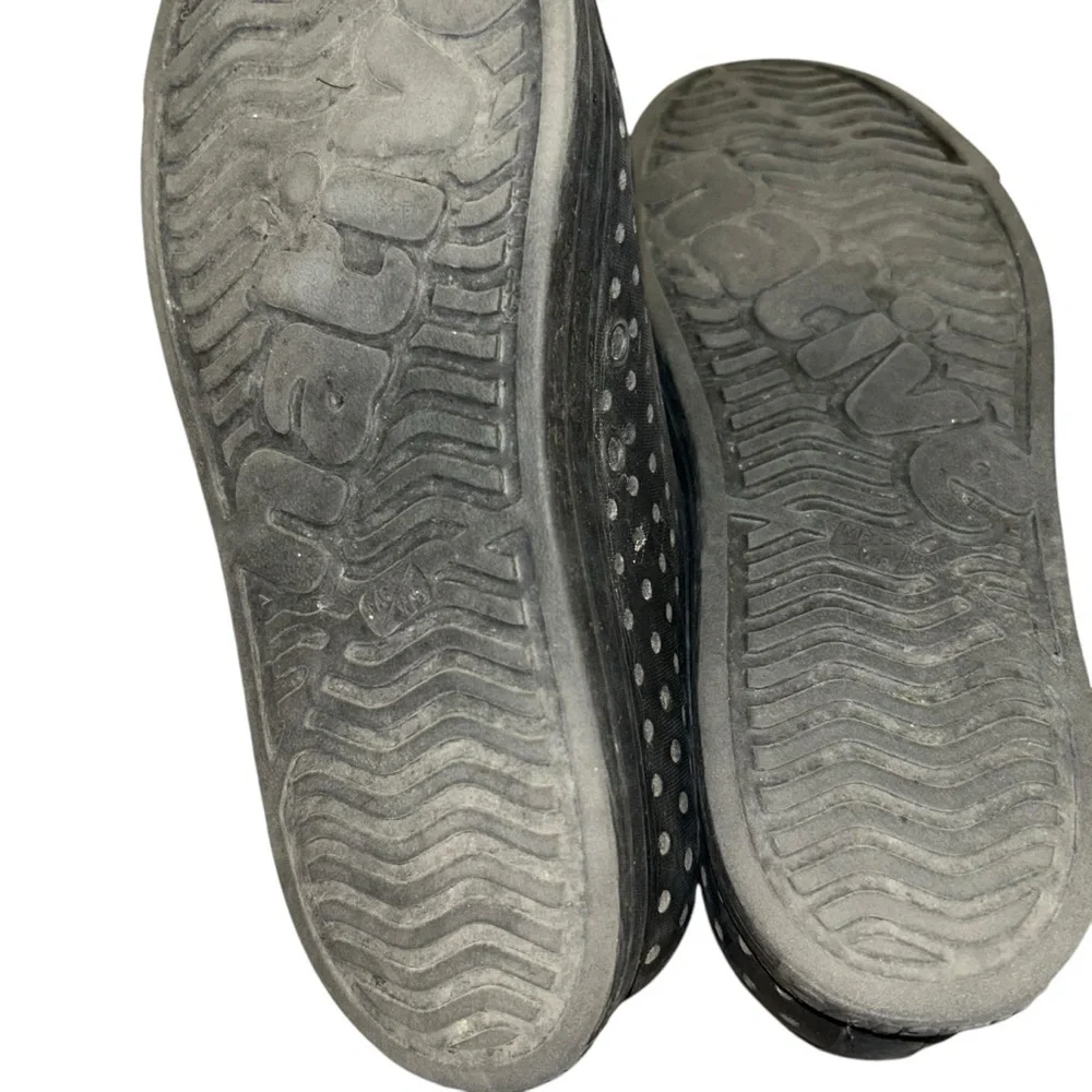 Native Jefferson Slip On Sneaker Casual Comfort Water shoes men youth 6 women 8